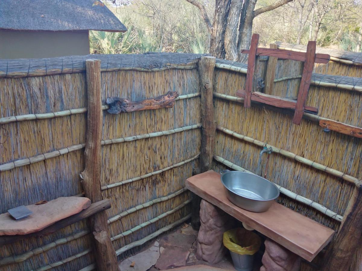 Nthakeni Bush&River Camp Pafuri Gate Bagian luar foto