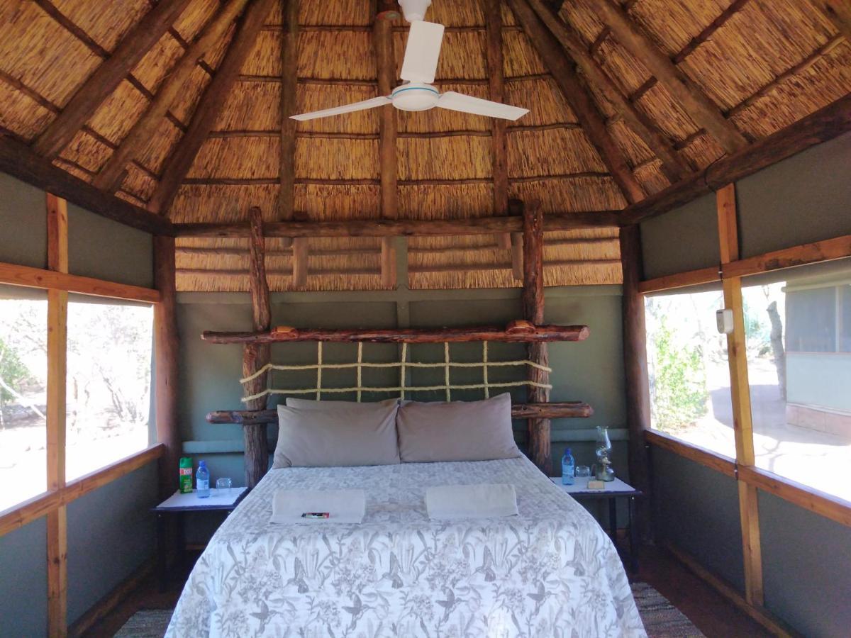 Nthakeni Bush&River Camp Pafuri Gate Bagian luar foto